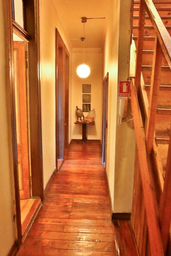 Hostal Mito บัลปาราอีโซ ภายนอก รูปภาพ